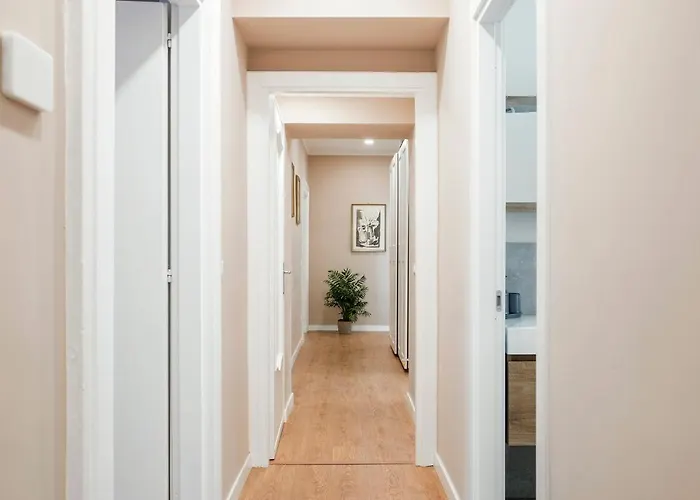 "elegant 4br In Historic Palazzo Vatican Steps" Apartament Rzym