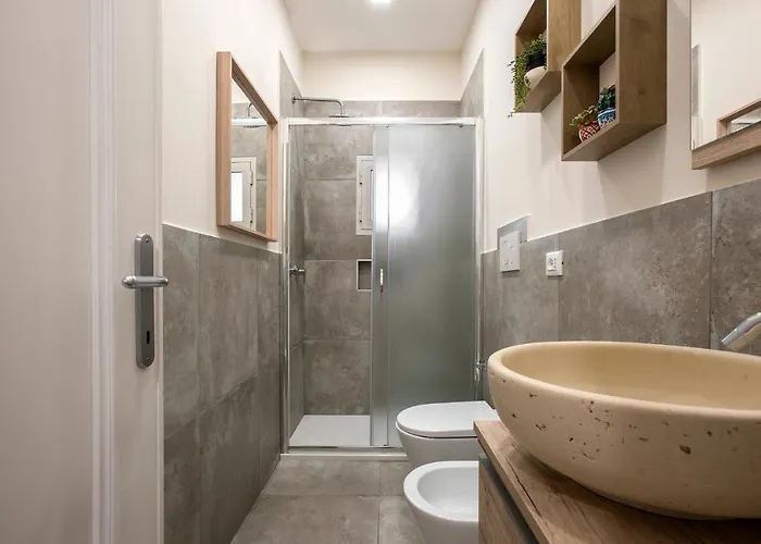 Apartament "elegant 4br In Historic Palazzo Vatican Steps"