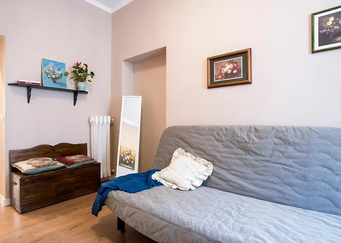"elegant 4br In Historic Palazzo Vatican Steps" * Rzym